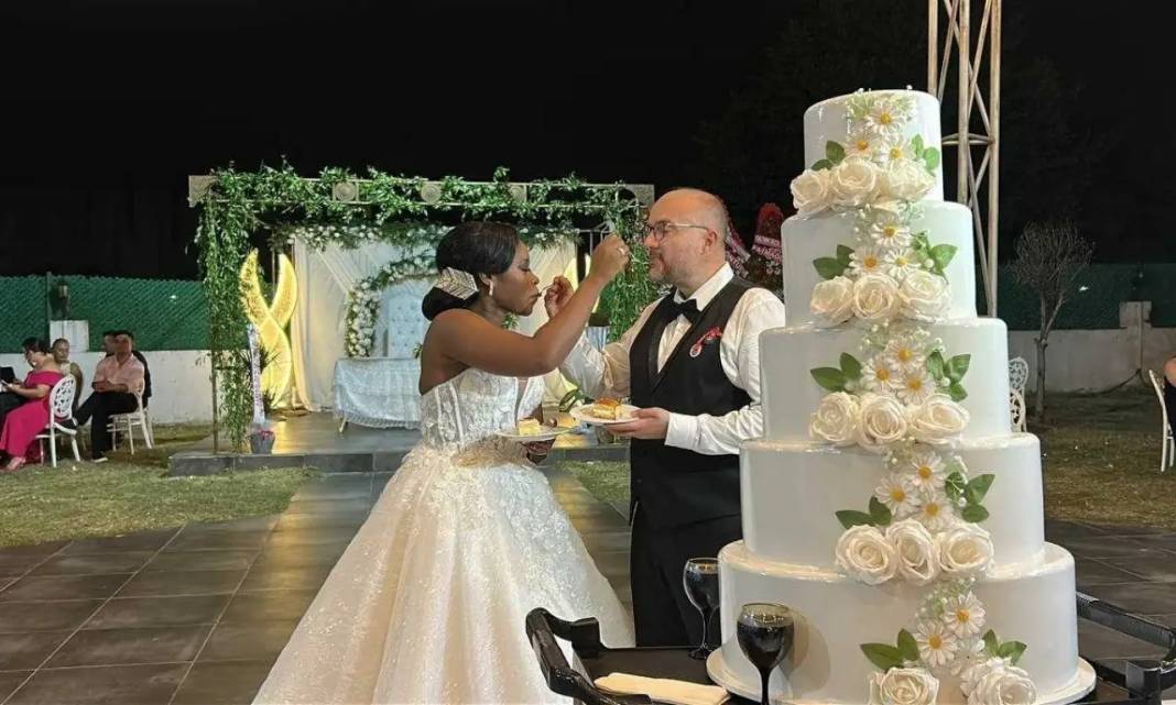 Hatay’da Kıtaları Buluşturan Düğün Renkli Anlara Sahne Oldu 1